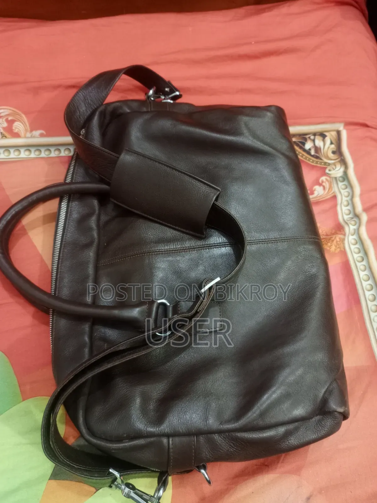 Want to sell pure leather bag.