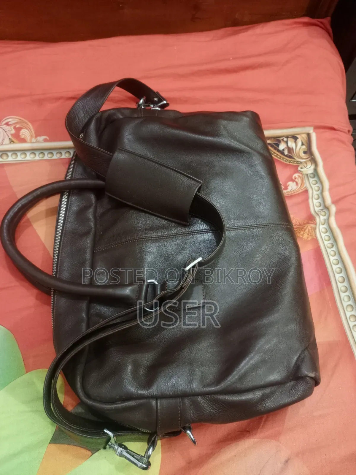 Want to sell pure leather bag.