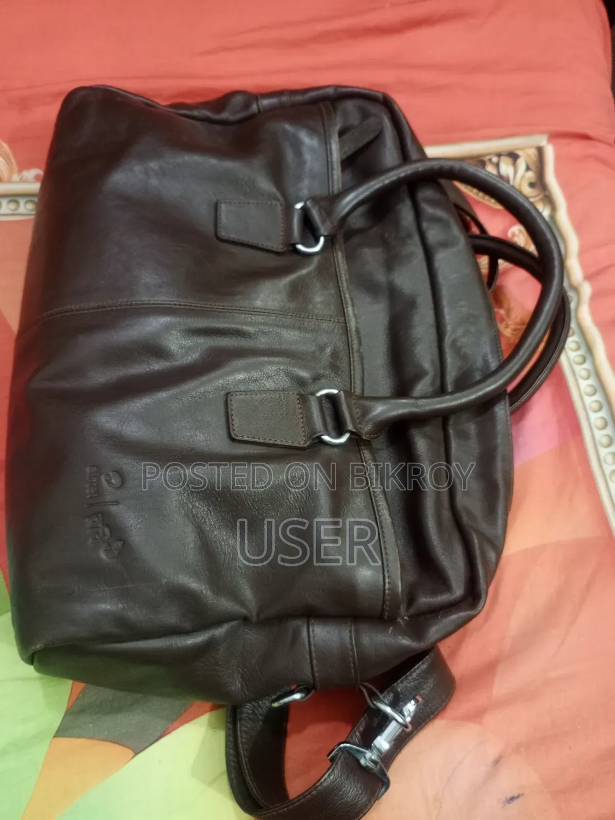 Want to sell pure leather bag.