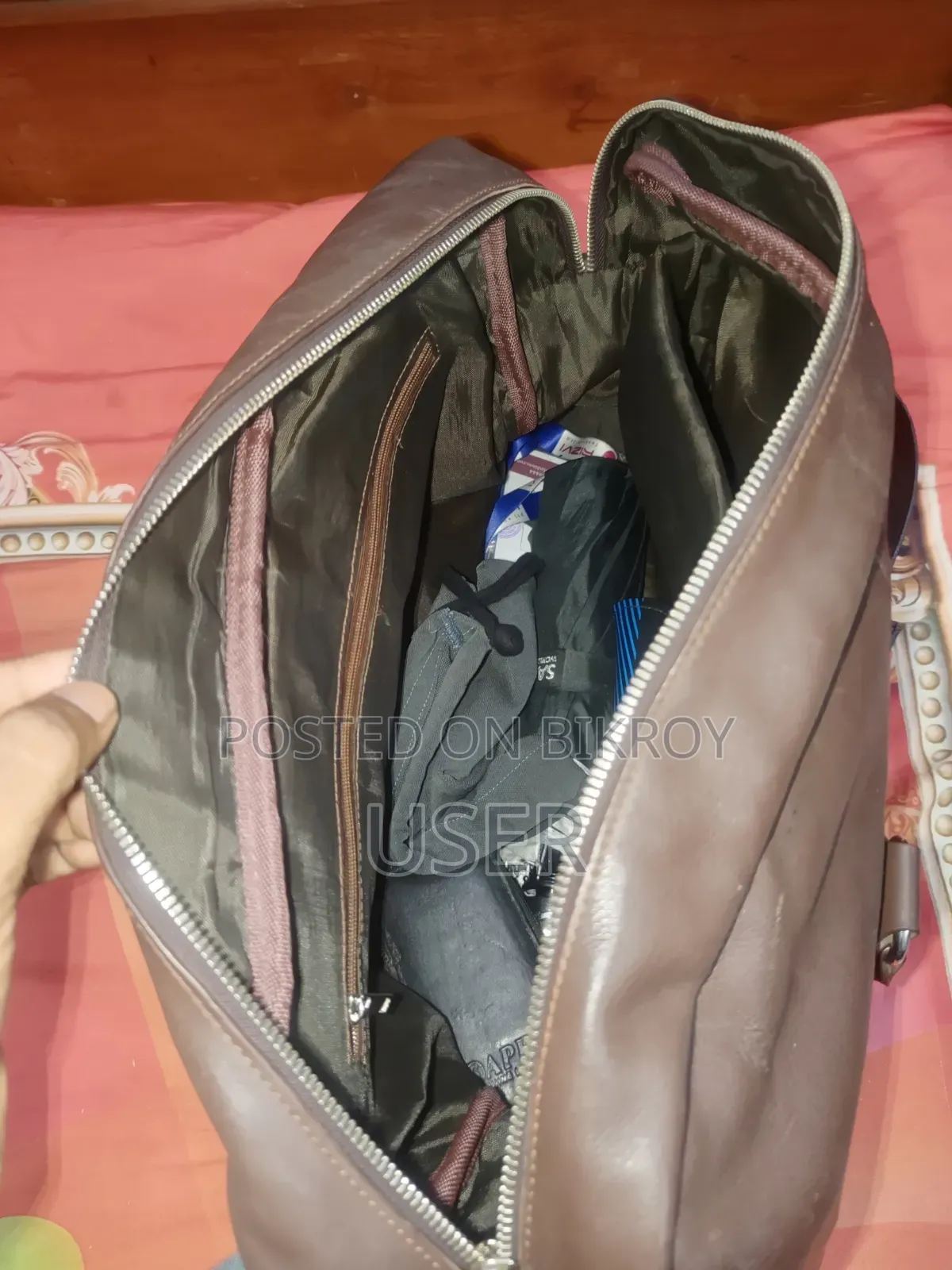 Want to sell pure leather bag.