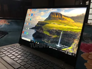 Laptop Lenovo 300e 8GB Intel Core i5 eMMC 256GB