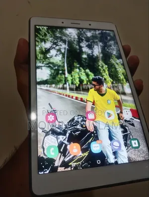 স্যামসাং ৩২ জিবি কালো
