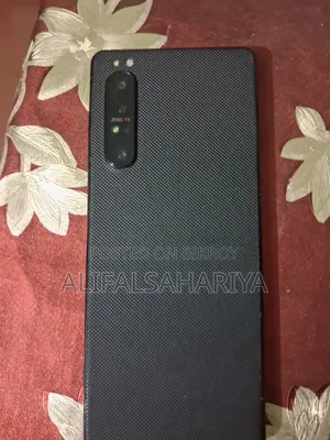 সনি এক্সপেরিয়া ১ ২ ১১৮ জিবি ব্ল্যাক