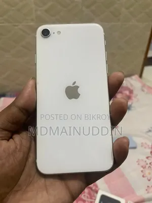 অ্যাপল আইফোন এসই ১২৮ জিবি হোয়াইট