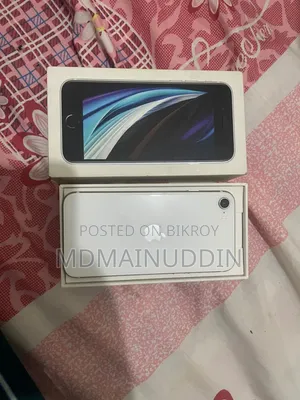 অ্যাপল আইফোন এসই ১২৮ জিবি হোয়াইট