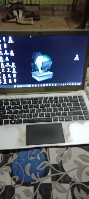 Laptop 8GB Intel Core i3 SSD 128GB
