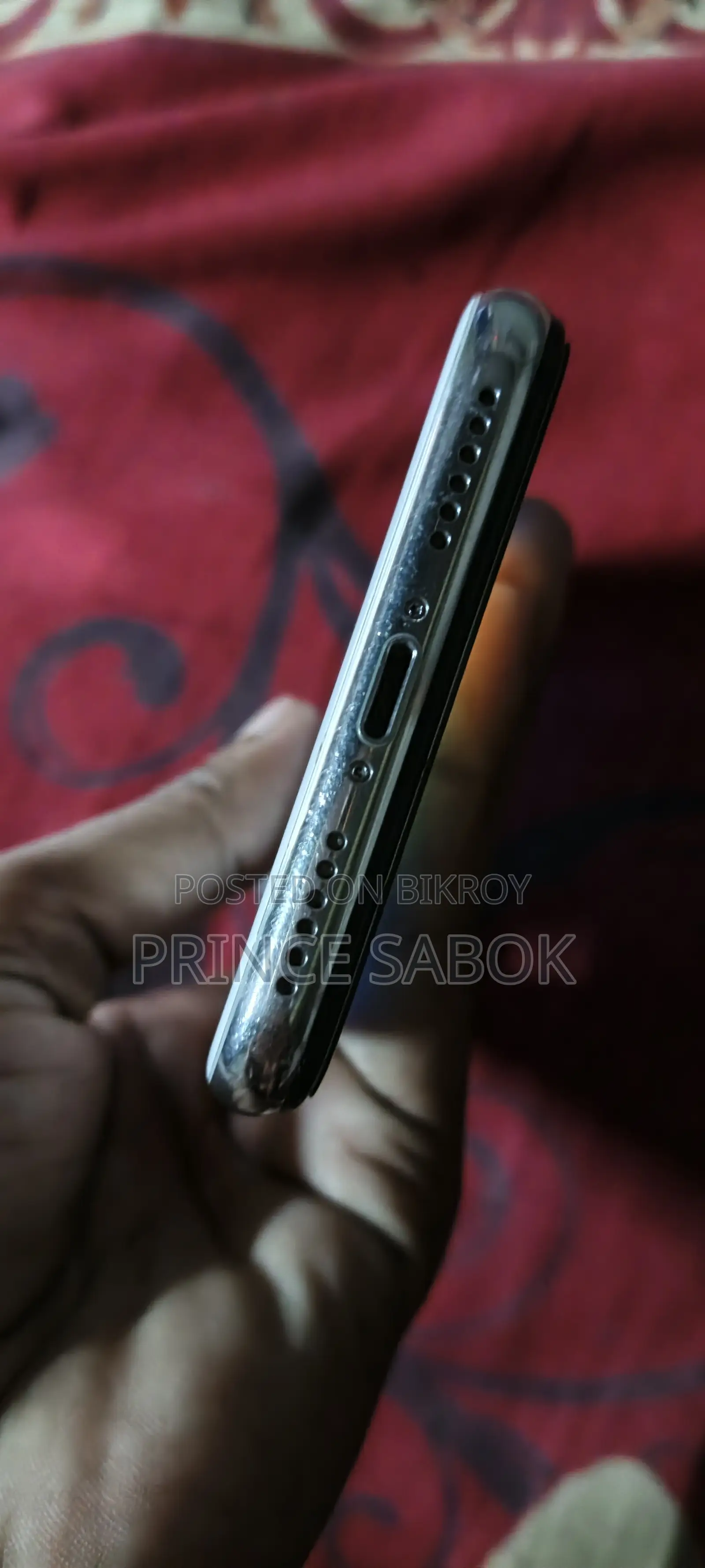 অ্যাপল আইফোন এক্স ২৫৬ জিবি হোয়াইট
