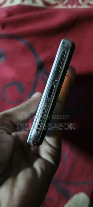 অ্যাপল আইফোন এক্স ২৫৬ জিবি হোয়াইট