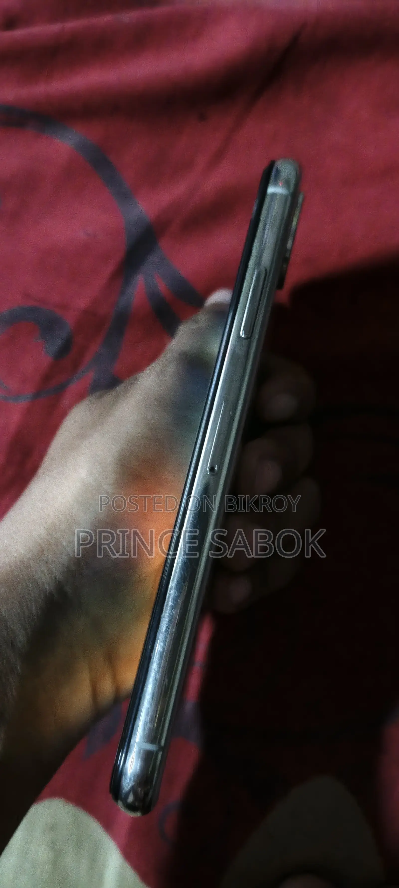 অ্যাপল আইফোন এক্স ২৫৬ জিবি হোয়াইট