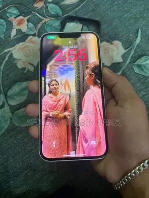 অ্যাপল আইফোন ১৩ ১২৮ জিবি হোয়াইট