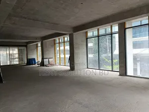 Brand New Commercial Space Rent for Restaurant / Coffee Shop / Showroom
