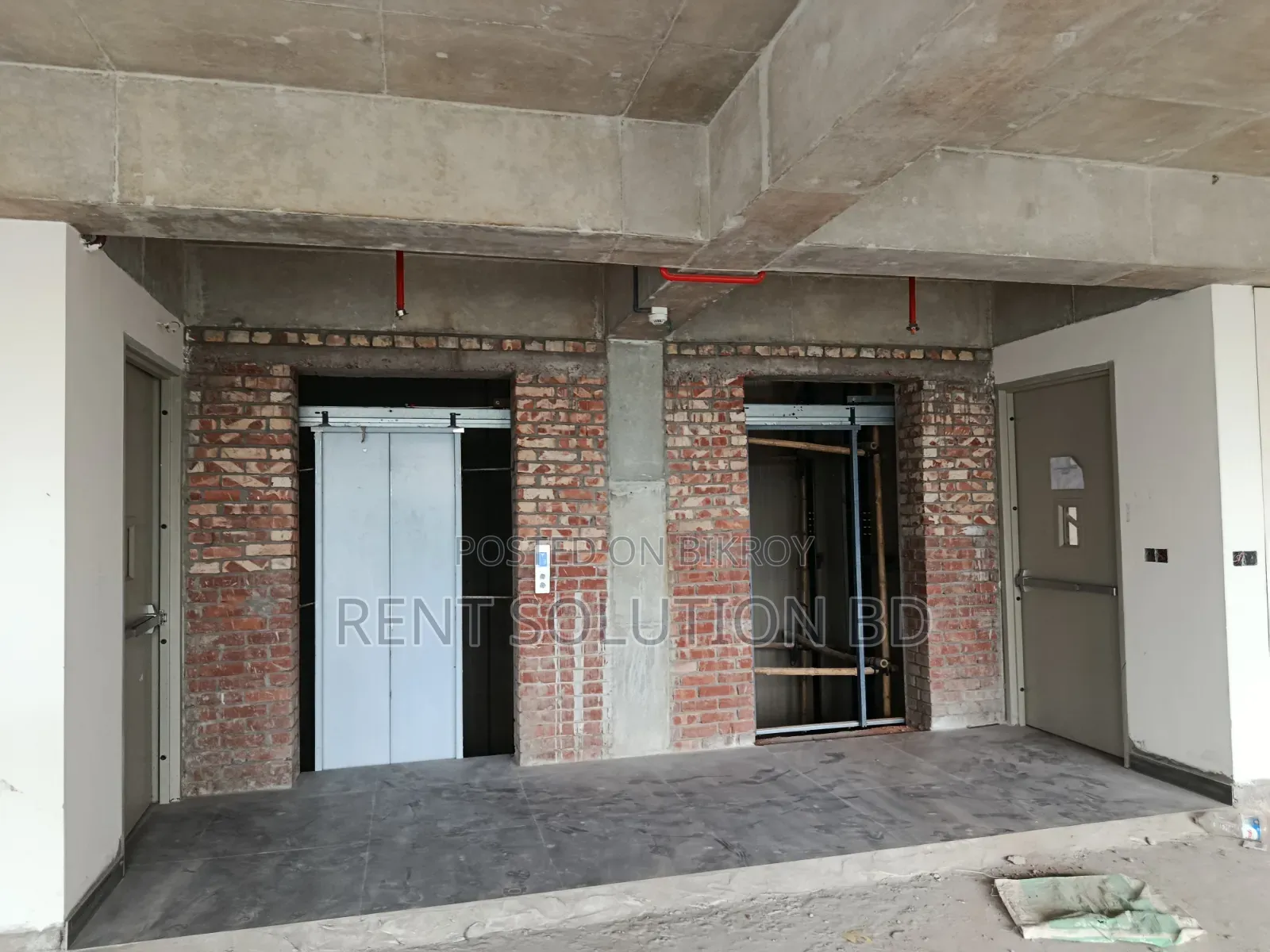 গুলশান ১ এ ব্র্যান্ড নিউ কমার্শিয়াল স্পেস ভাড়া দেওয়া হবে