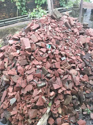 এক নাম্বার ভাঙ্গা ইট বিক্রয়