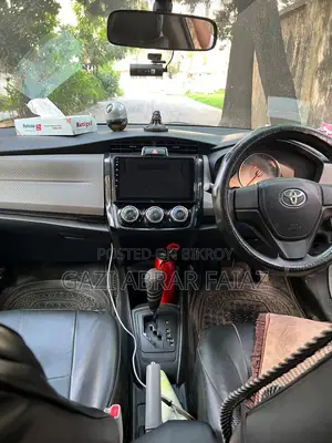 টয়োটা এক্সিও ২০১৩ সিলভার