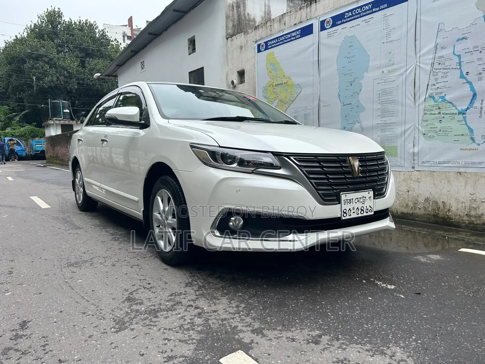 টয়োটা প্রিমিও ২০১৯ পার্ল