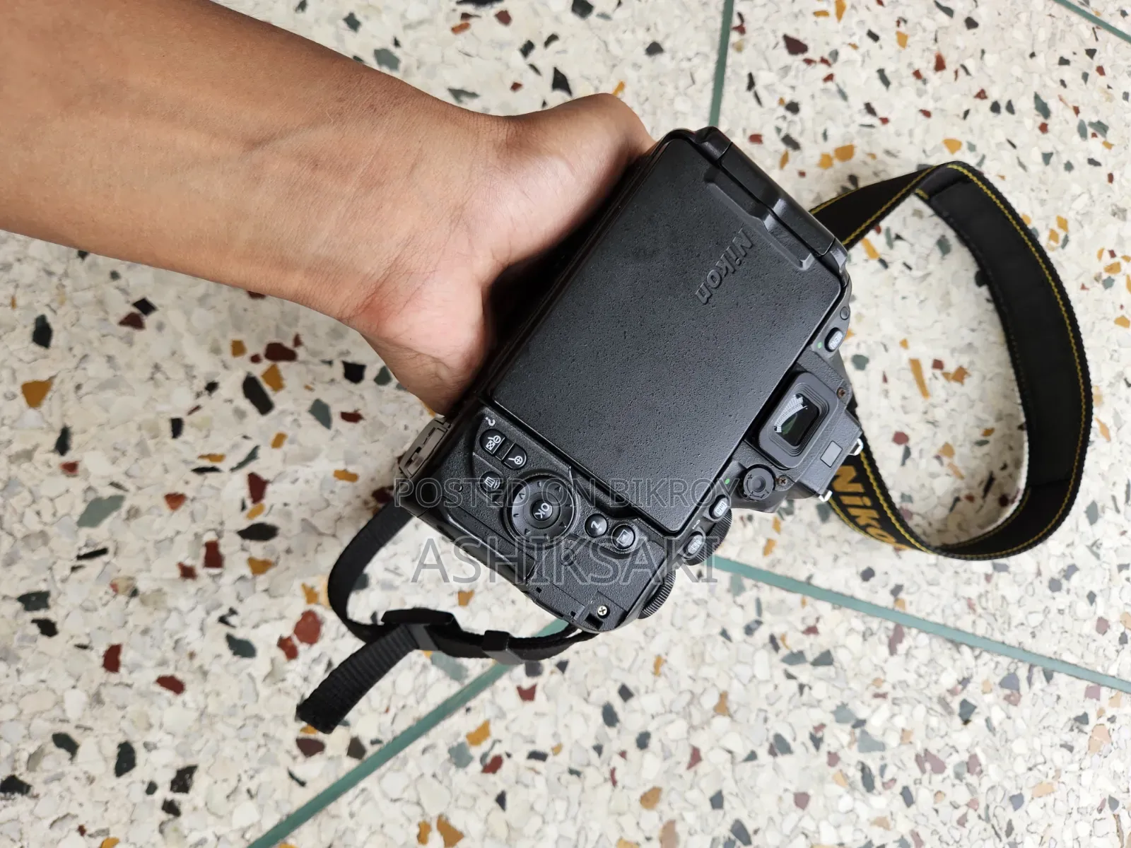 নিকন ডি৫৫০০ ডিএসএলআর ক্যামেরা