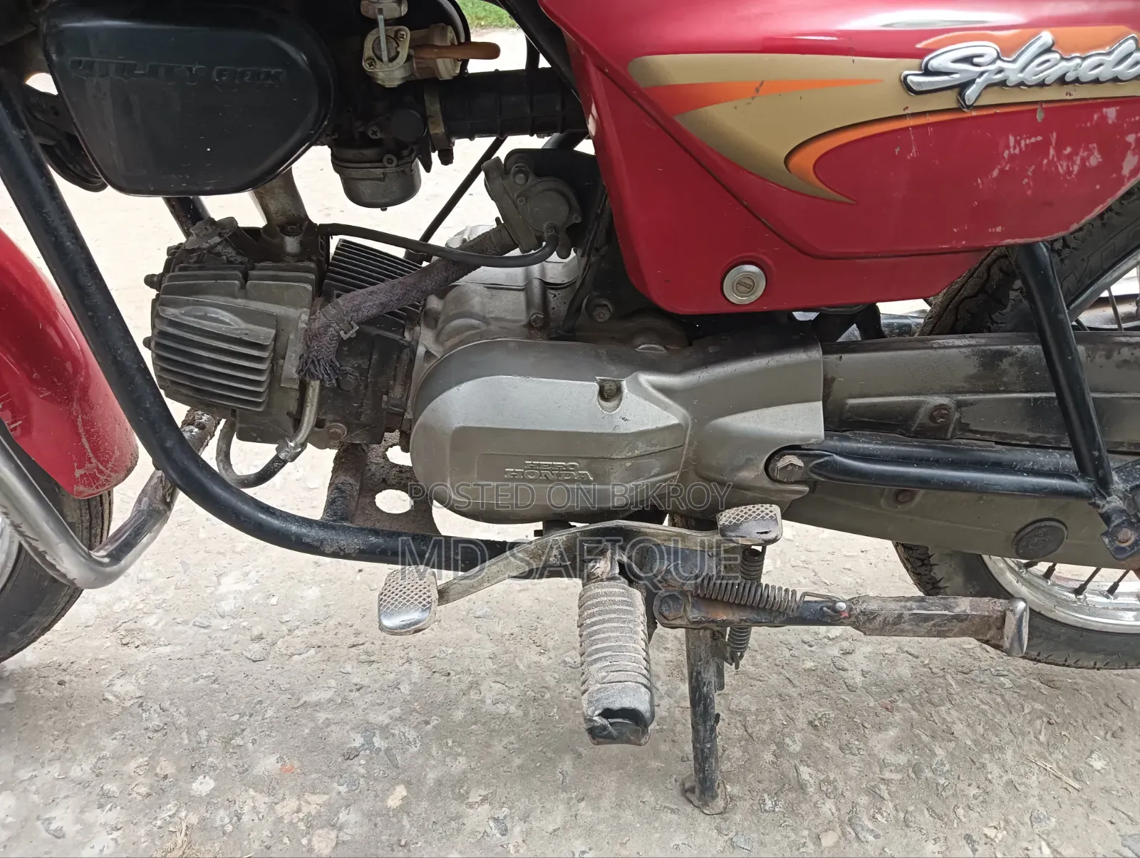 হিরো স্প্লেন্ডার প্লাস ২০১১ রেড
