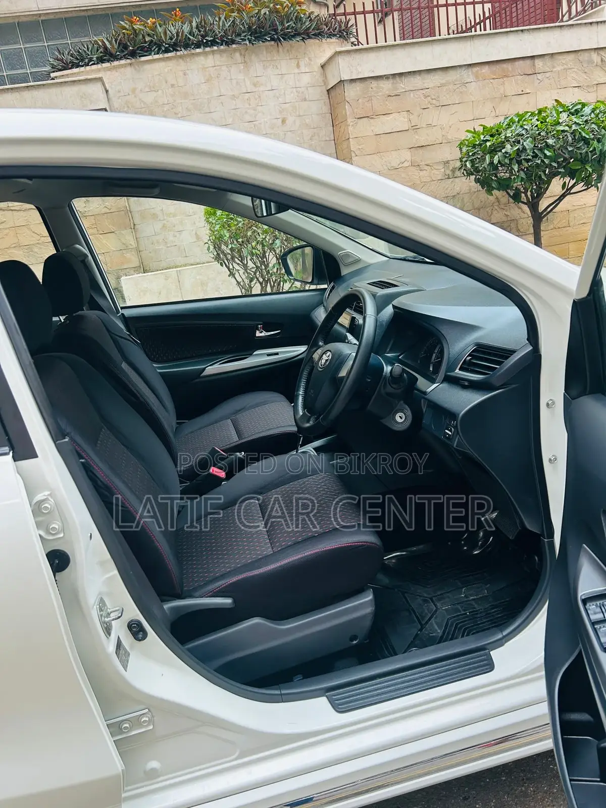 Toyota Avanza 2021 Pearl