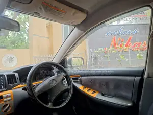 Toyota Corolla 2004 Silver