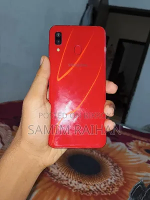 Samsung Galaxy A30 64 GB Red