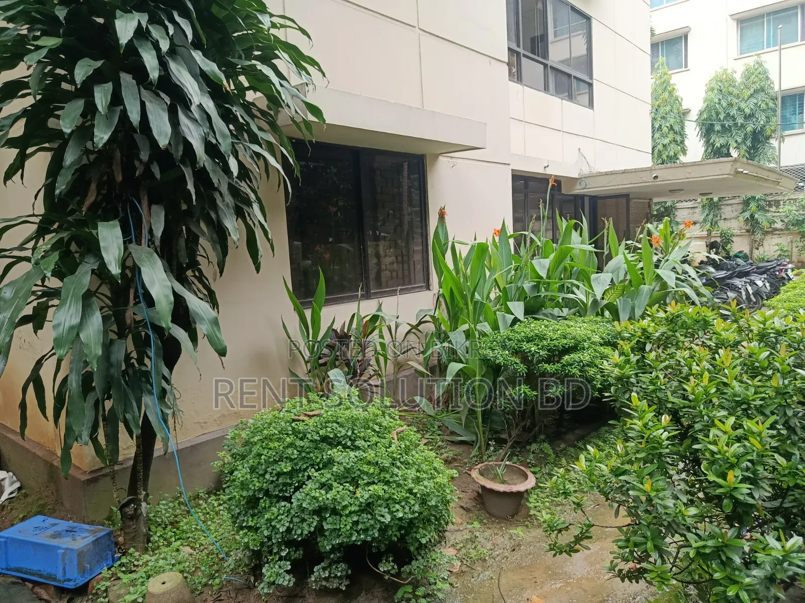 Restaurant Space Ground Floor and Garden