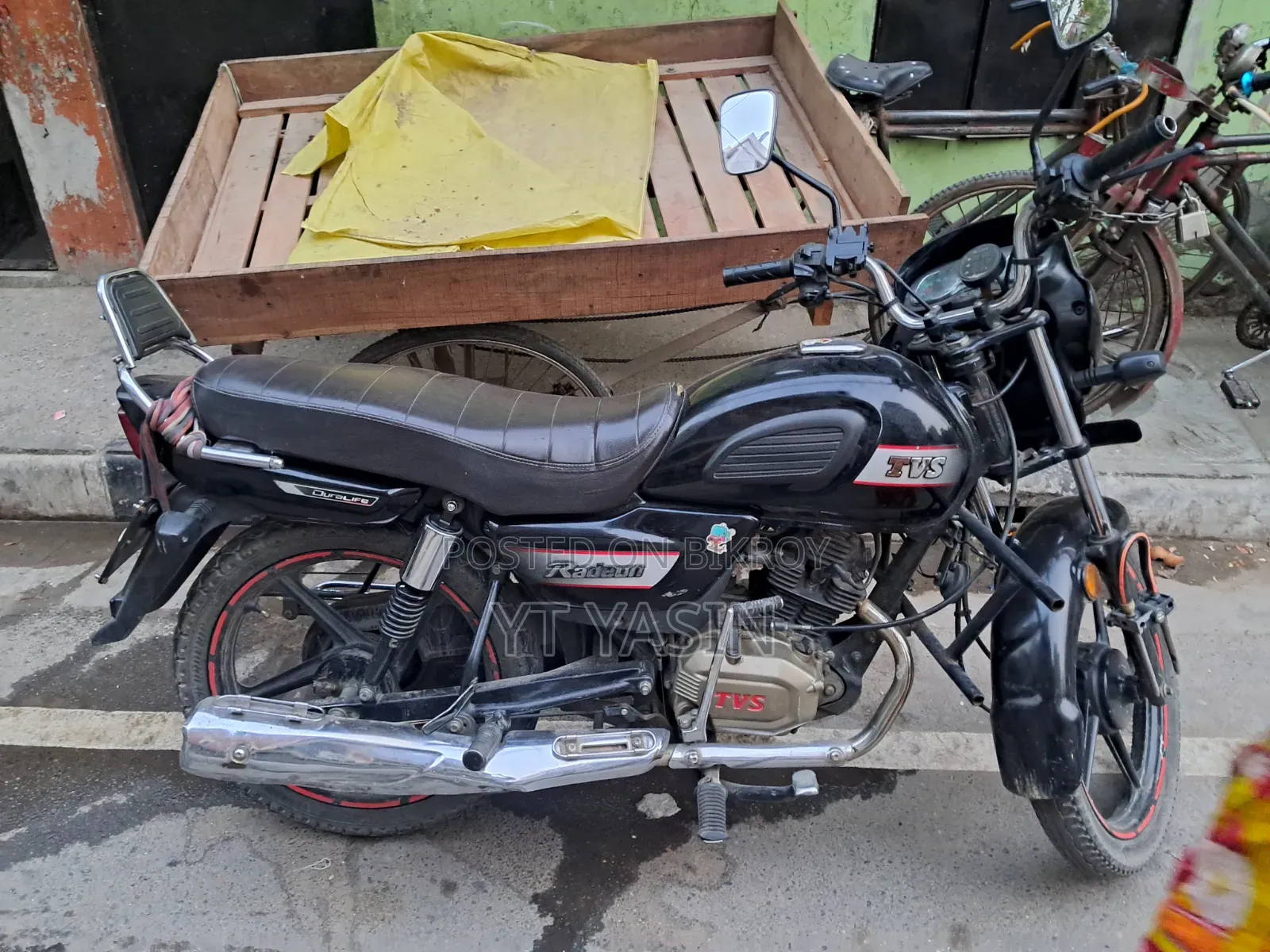 TVS Radeon 2019 Black