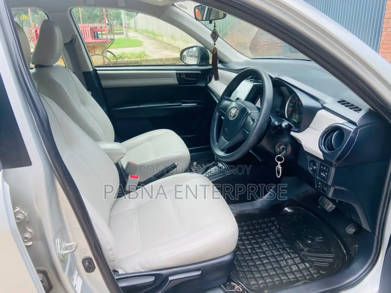 Toyota Axio 2012 Silver