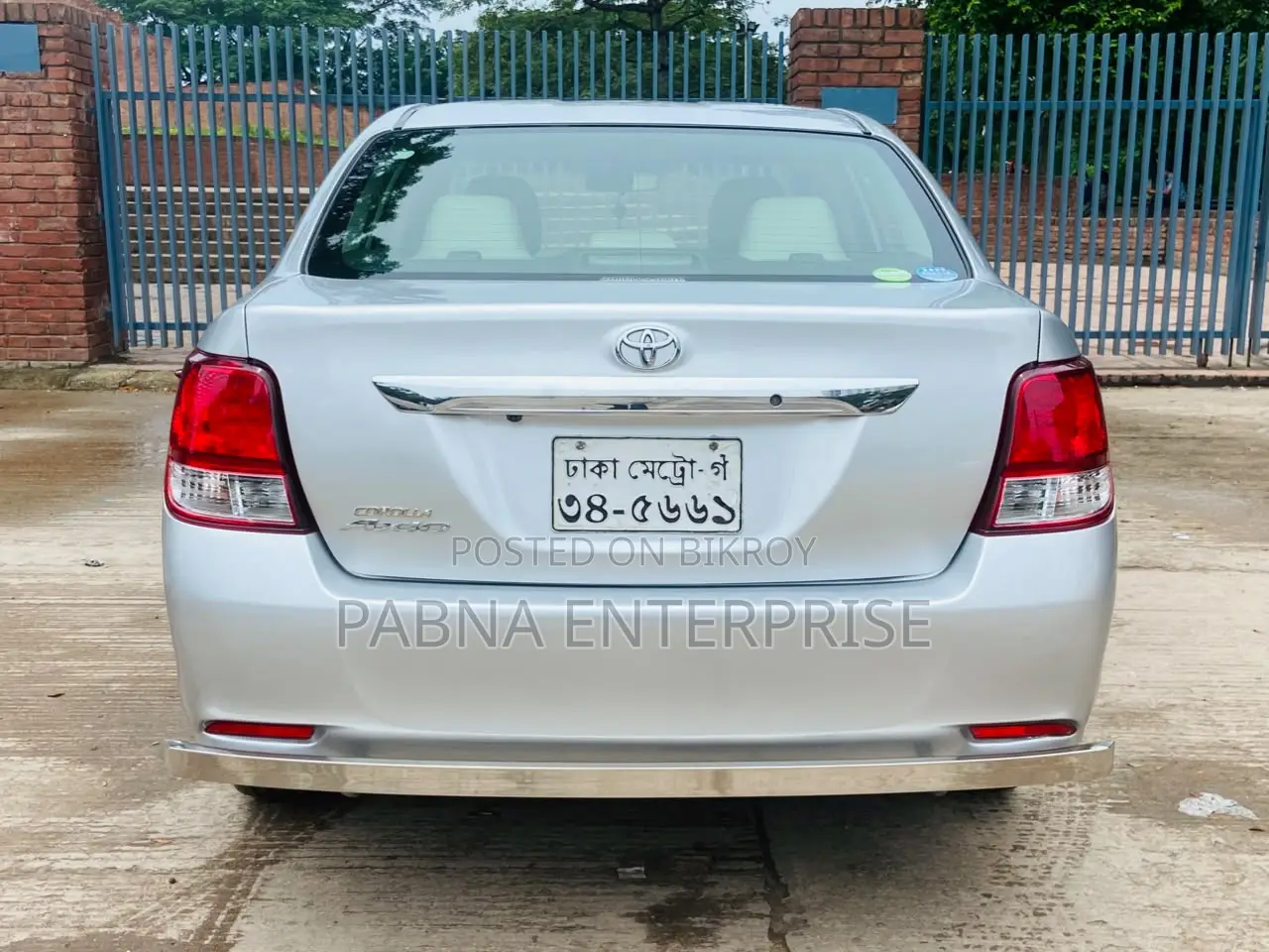 Toyota Axio 2012 Silver