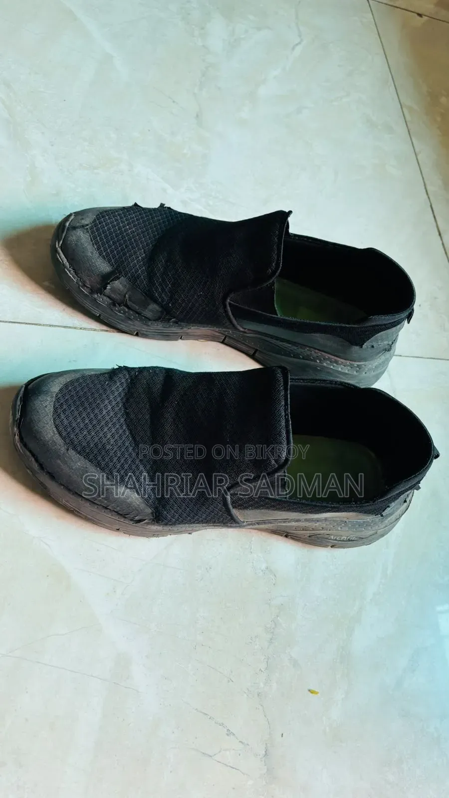 স্কেচার্স জুতো
