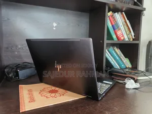 Laptop HP Envy x360 8GB AMD Ryzen 5 SSD 256GB