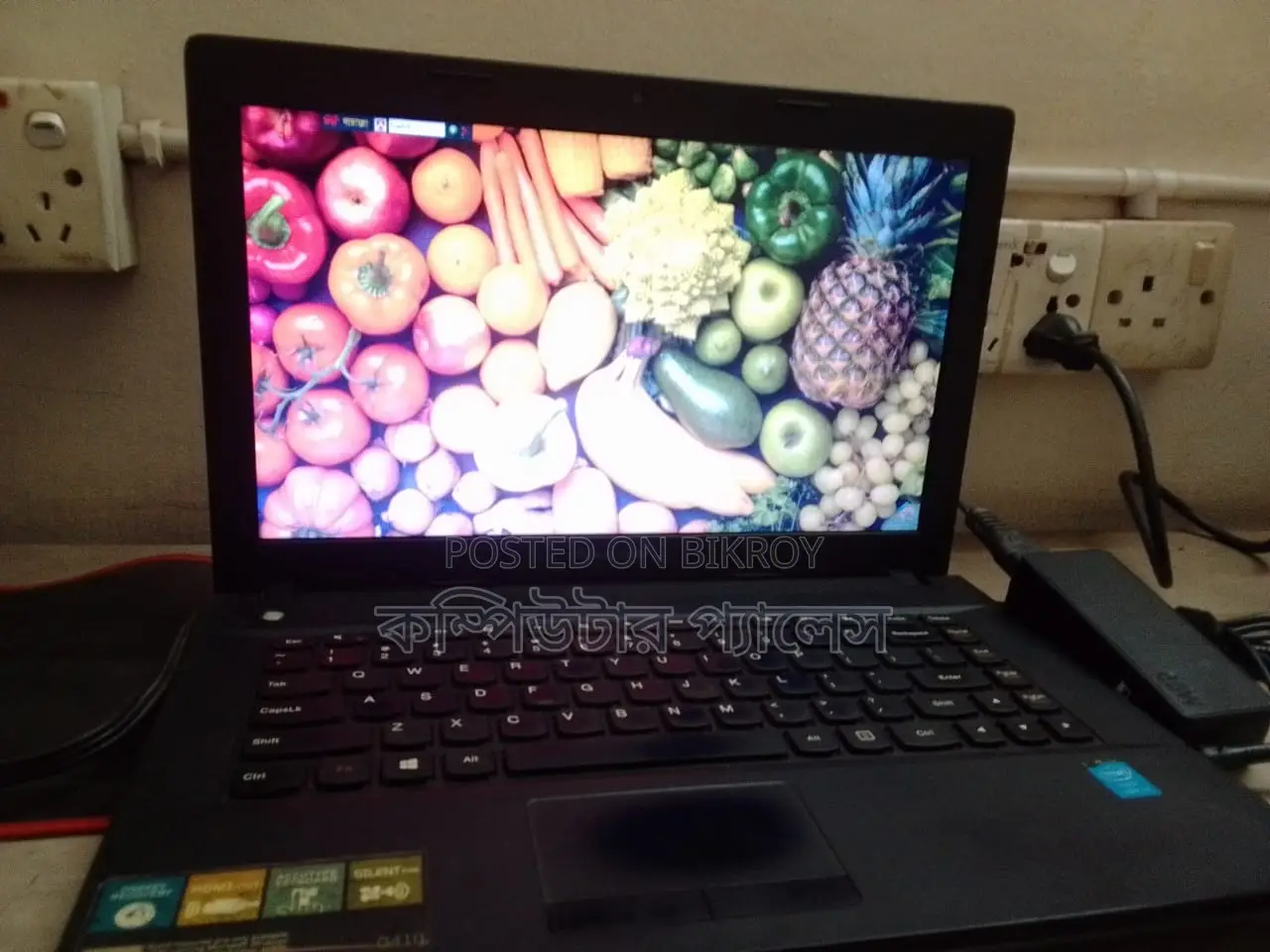 Lenovo Laptop 4GB Intel Core i3 500GB HDD