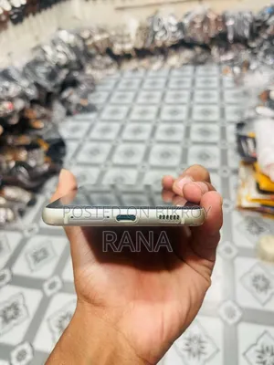 স্যামসাং গ্যালাক্সি এস২১ এফই ৫জি ২৫৬ জিবি সিলভার