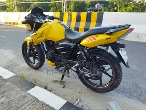 TVS Apache RTR 160 2V 2012 Yellow