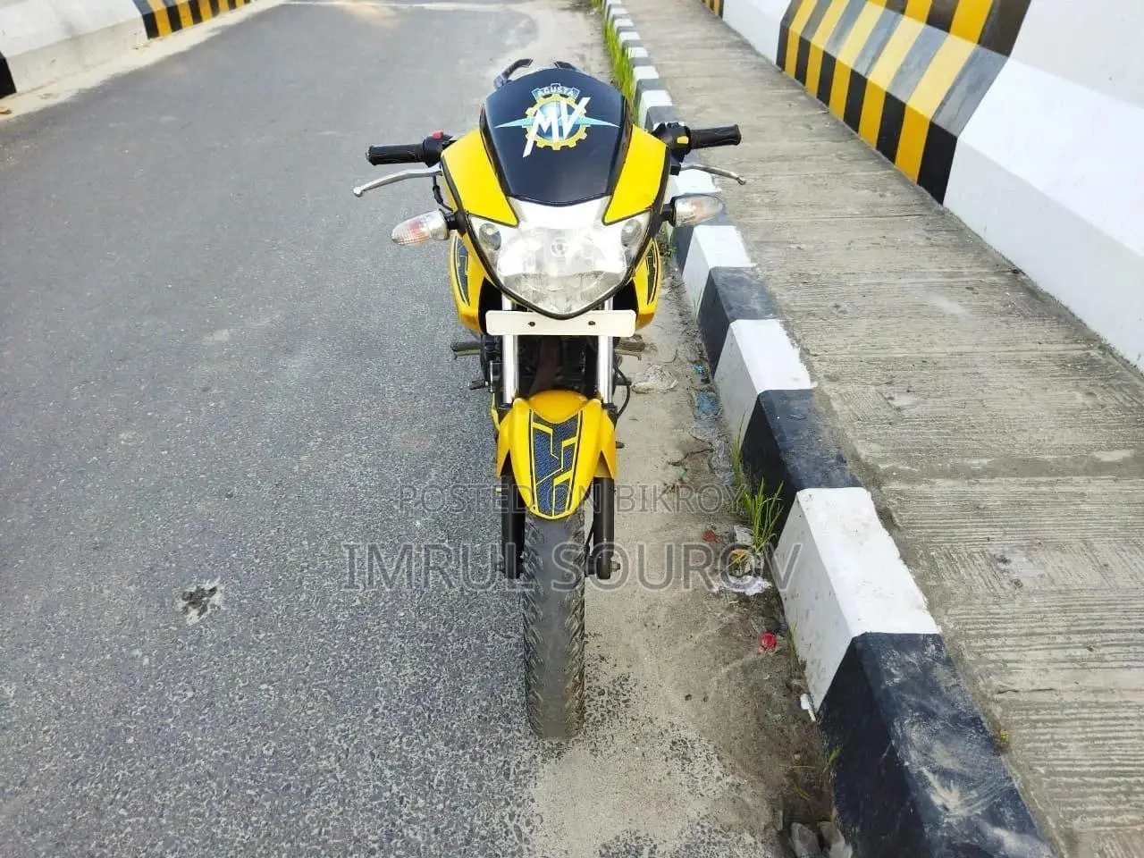 TVS Apache RTR 160 2V 2012 Yellow