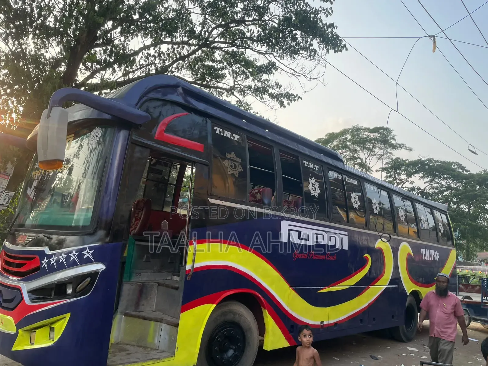 Tata Ultra Electric 2011 Blue