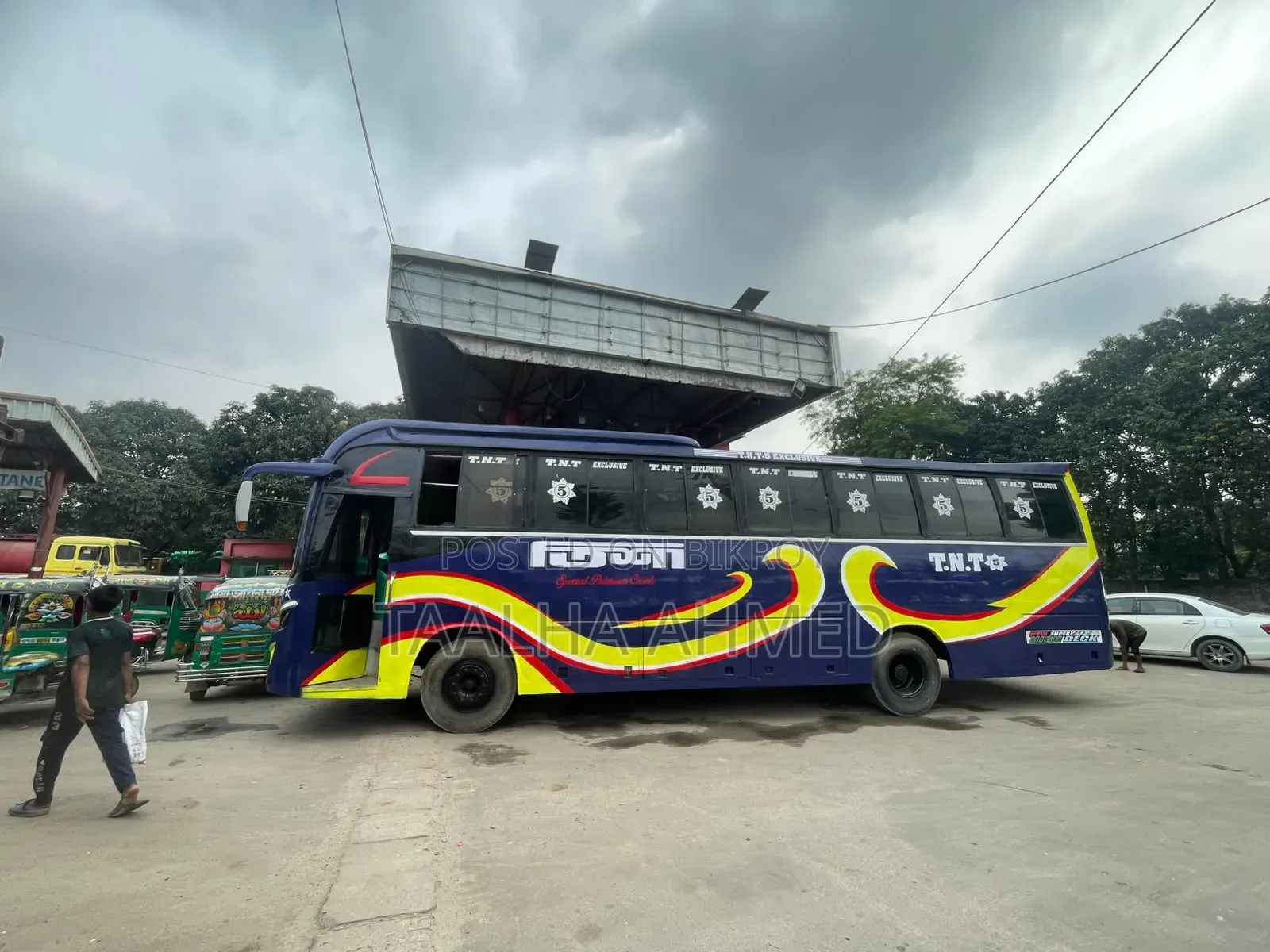 Tata Ultra Electric 2011 Blue