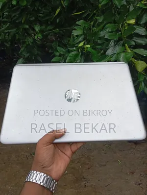 ল্যাপটপ এইচপি এলিটবুক ১০৪০ জি৩ ৮জিবি ইন্টেল কোর আই৫ এসএসএইচডি+এসএসডি ২৫০জিবি