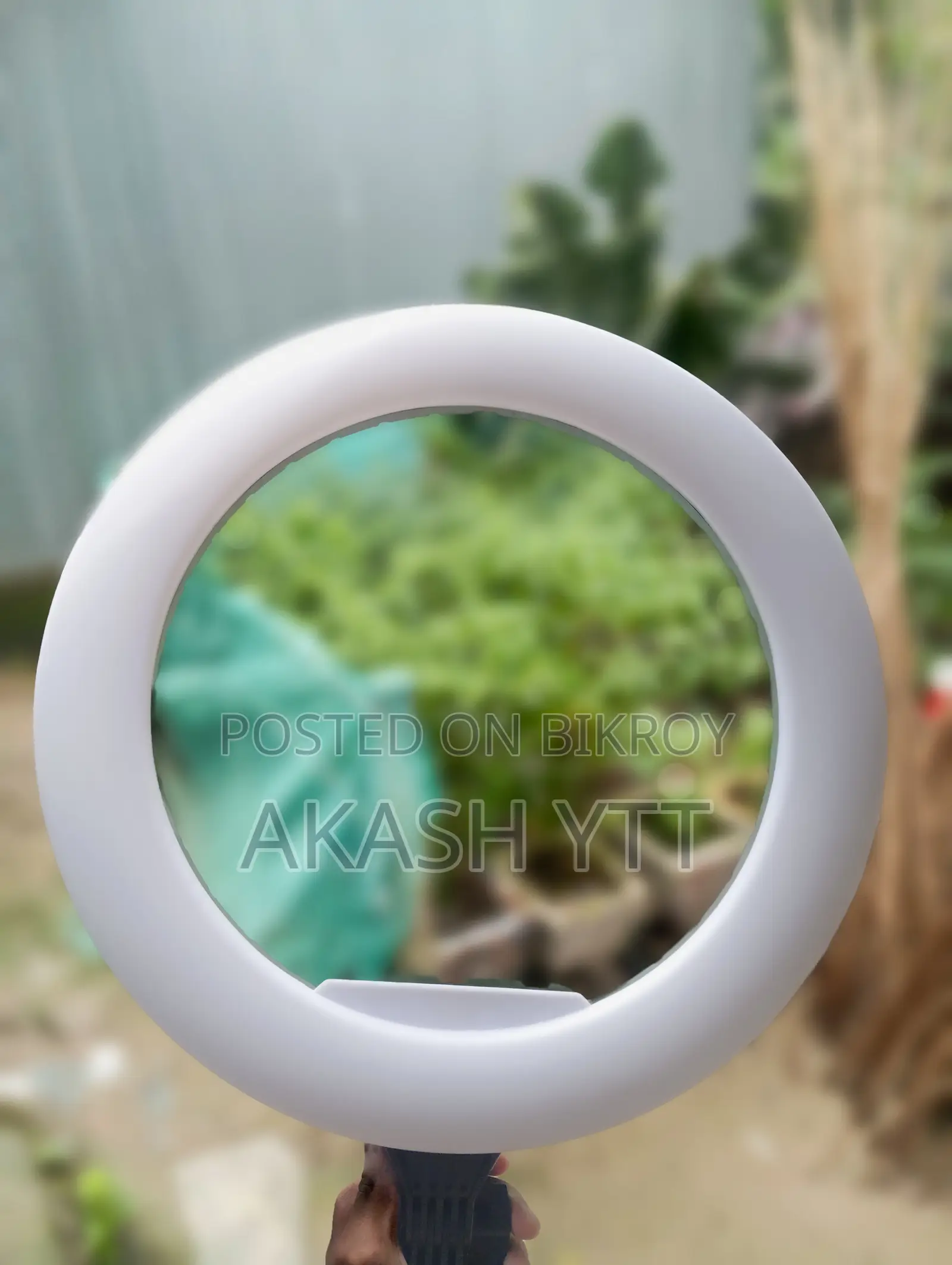 Camera and Ring Light