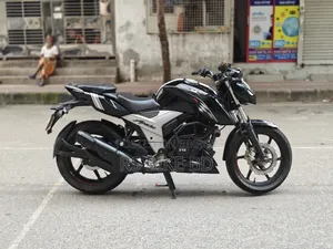 TVS Apache 160 4V 2022 Black