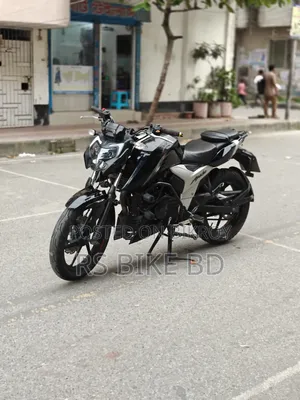 TVS Apache 160 4V 2022 Black