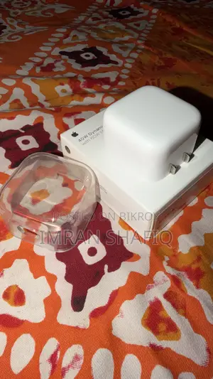 Apple 40W Dynamic Power Adapter With 60W Max