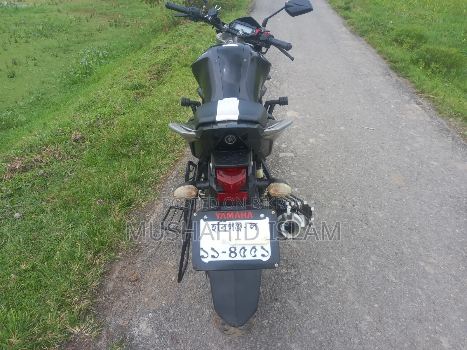 ইয়ামাহা এফজেডএস ভি২ ২০২২ ব্ল্যাক