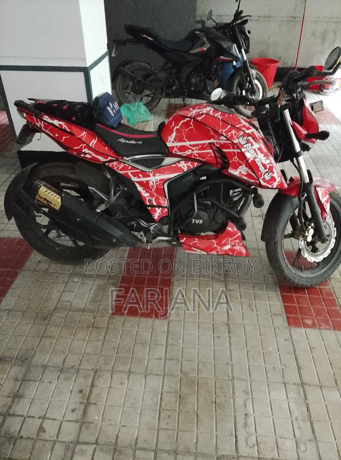 TVS Apache 160 4V 2019 Red