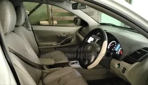 Toyota Premio 2012 Pearl