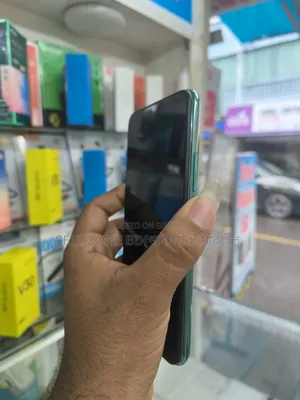 Vivo Y11 32 GB Green