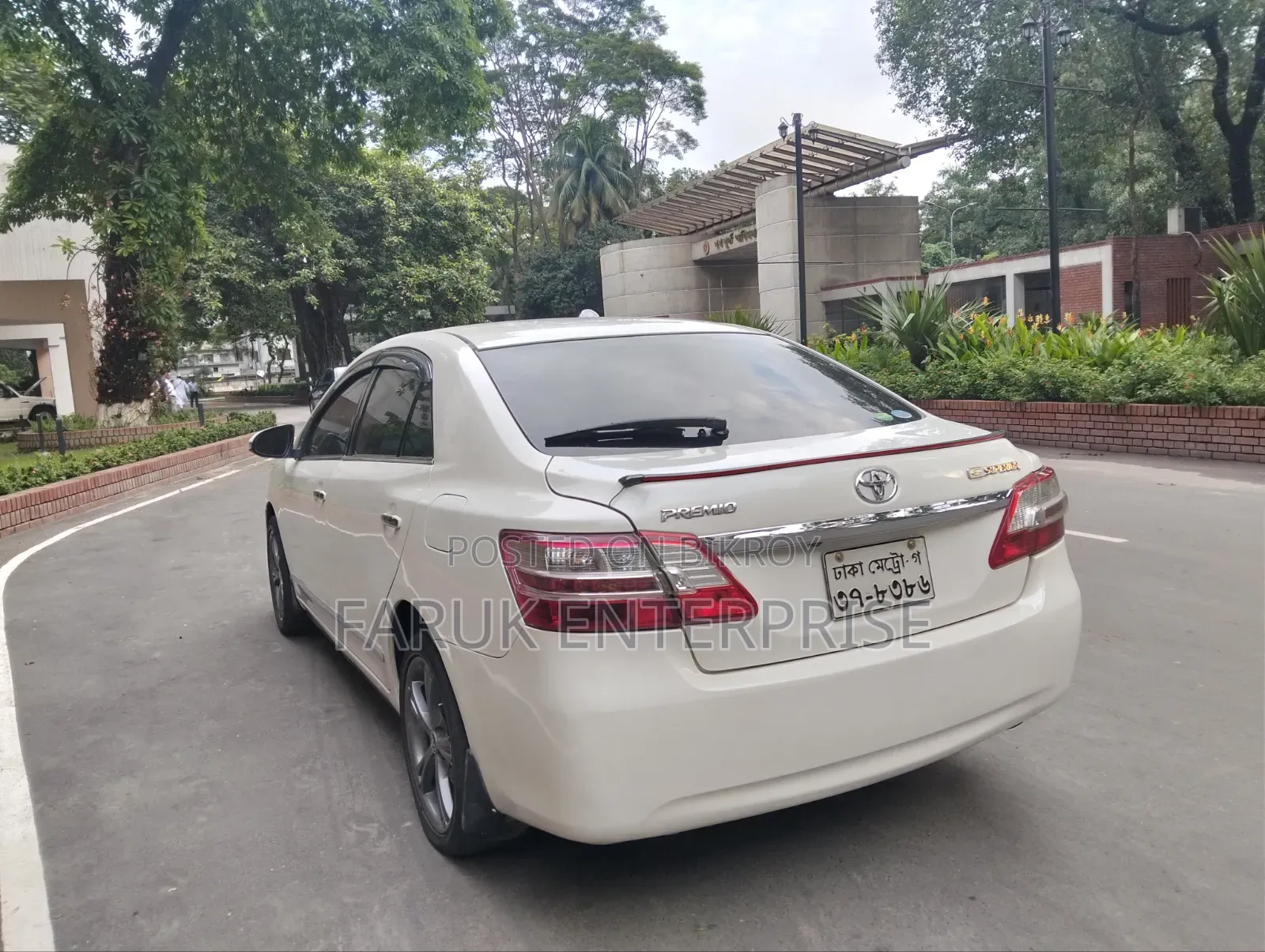 Toyota Premio 2014 Pearl
