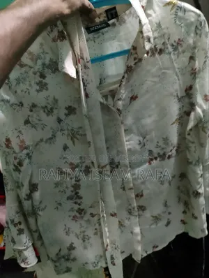 লেডিস শার্ট / টপস