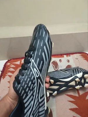 ফুটবল বুট