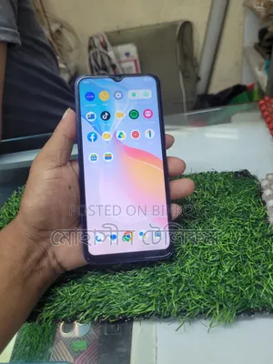 Vivo Y21 64 GB White