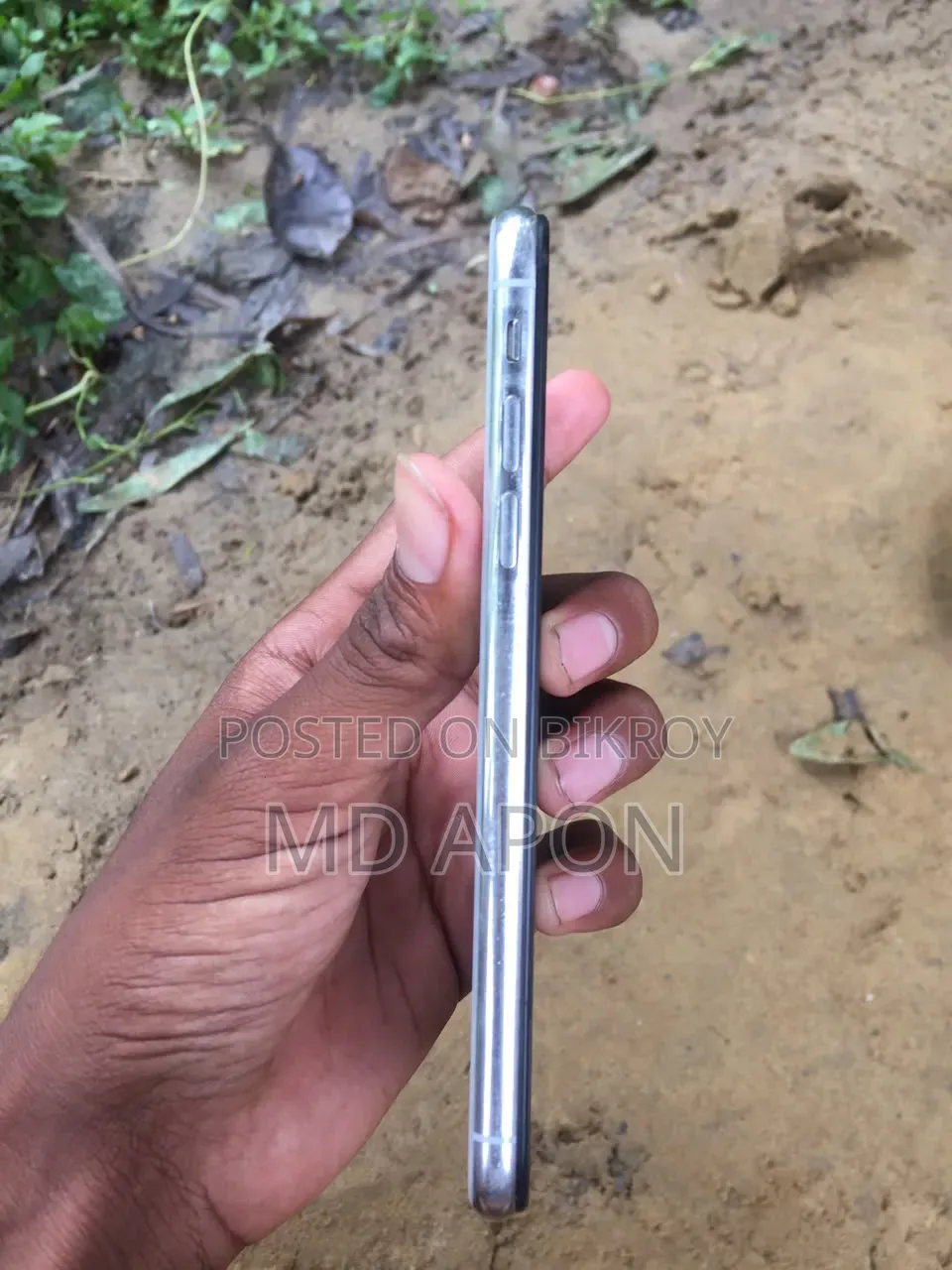 Apple iPhone X 64 GB White